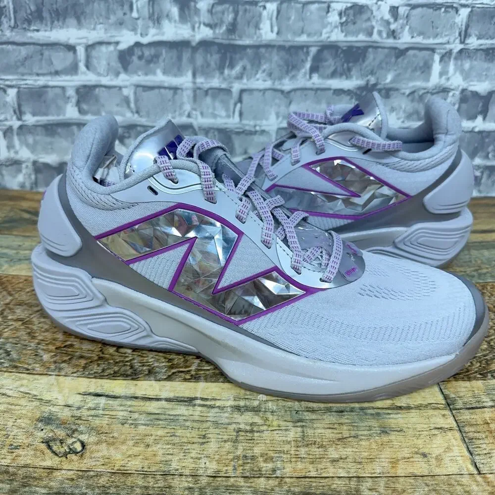 New Balance TWO WXY V5 Gray Purple Basketball Shoes BB2WYFL5 Mens Size 10.5 New